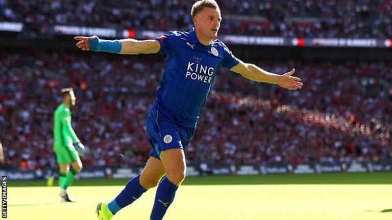 Jamie Vardy led Leicester City to the title 