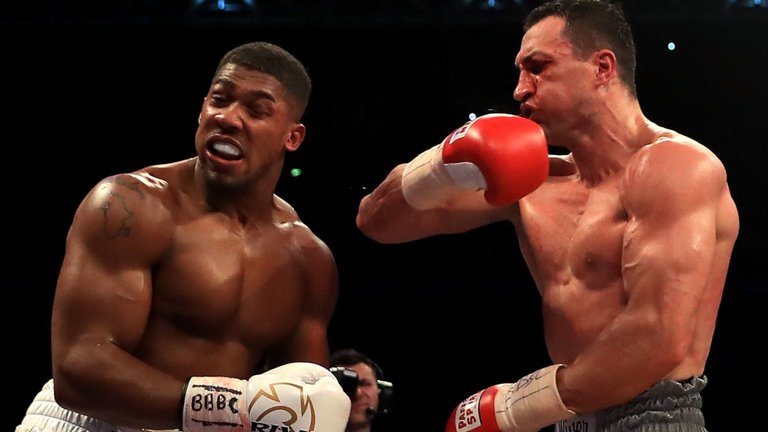 Anthony Joshua and Wladimir Klitschko traded knockdowns in a thrilling encounter