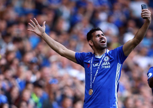 Chelsea's Diego Costa doing a selfie during the Premier League match between Chelsea and Sunderland at Stamford Bridge, London, England on 21 May 2017. 