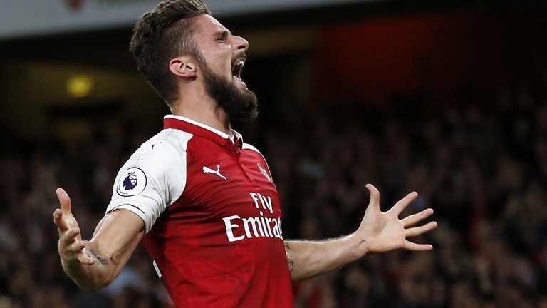 Olivier Giroud scored a magnificient header to win the game for Arsenal 