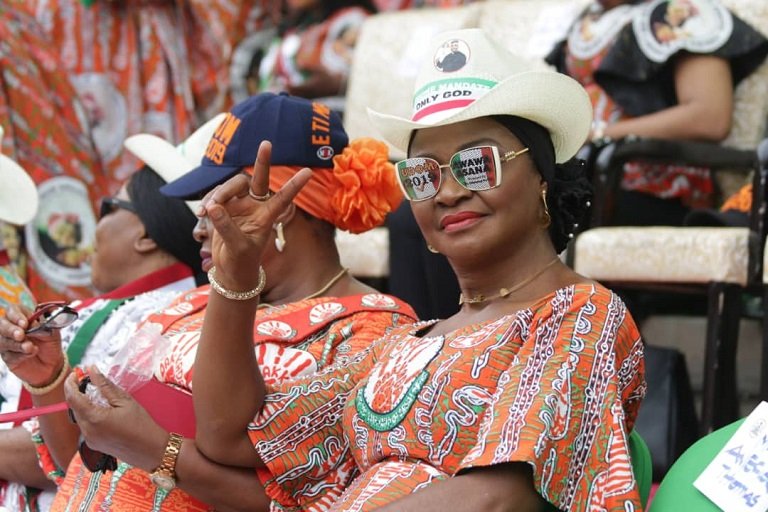 Supporters of Governor Udom EMmanuel also turned out en mass at Godswill Akpabio Stadium in Uyo