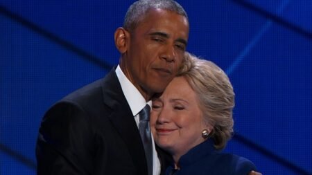 Obama, Clinton rooting for Trump’s success FILE PHOTO: President Barack Obama and Hillary Clinton received explosive devices
