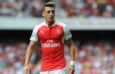 Mesut Ozil has ruled out a January loan move away from Arsenal