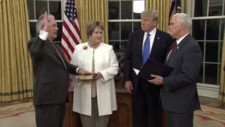 Rex Tillerson sworn in as secretary of state
