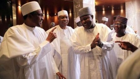 Saraki, Dogara meet Buhari behind closed doors President Muhammadu Buhari with Senate President Bukola Saraki and House Speaker Yakubu Dogara