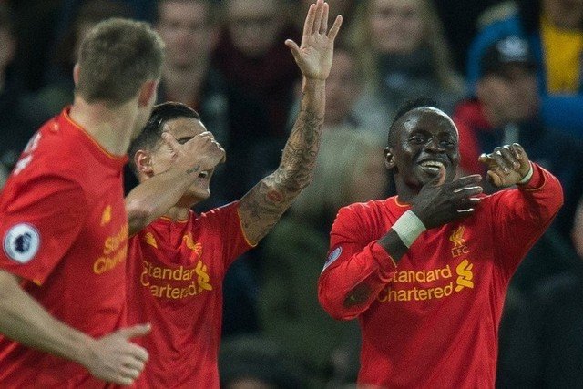 Arsenal drop out of top four with defeat at Liverpool: Premier League round-up