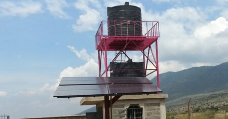 Solar powered boreholes in Unity schools