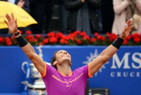 Smoking Rafael Nadal wins 10th Barcelona Open