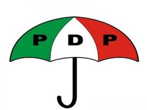 Police storm PDP HQ as factional secretaries resume Monday