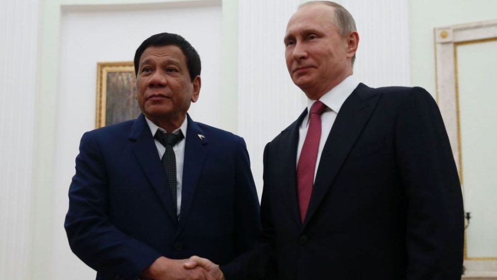 Russia donates thousands of guns to Philippines