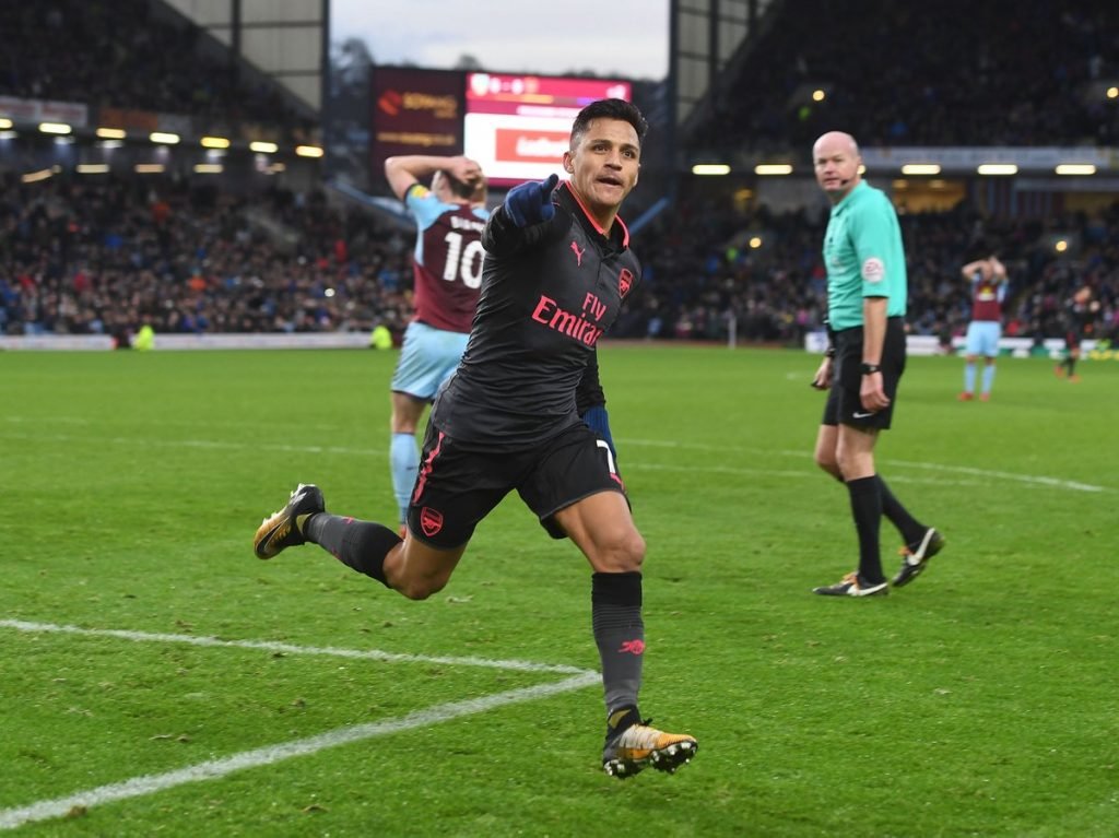 Alexis Sanchez scored a stoppage time penalty