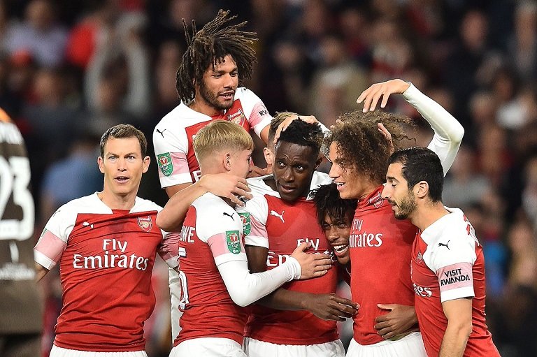 Danny Welbeck scored twice as Arsenal beat Brentford in the #CarabaoCup