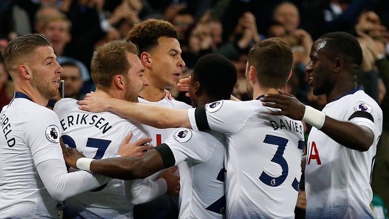 Tottenham beat Chelsea 3-1 at Wembley to end Maurizio Sarri's unbeaten run