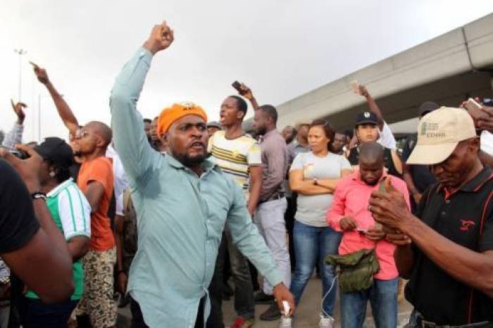 Lawyer urges FG to deal with #RevolutionNow protesters, sponsors