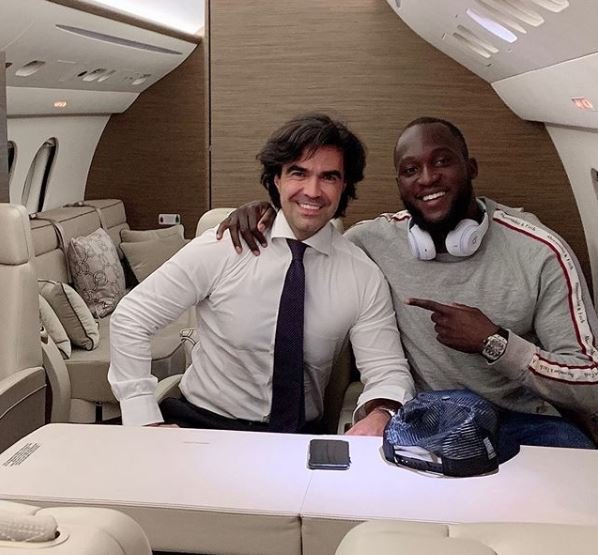 Romelu Lukaku is on his way to Inter Milan to finalise his move