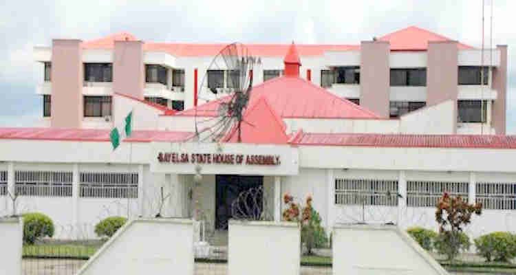 Gunshots, Mace stolen as Irate youths storm Bayelsa Assembly