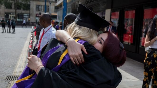 International students to stay in UK after graduation