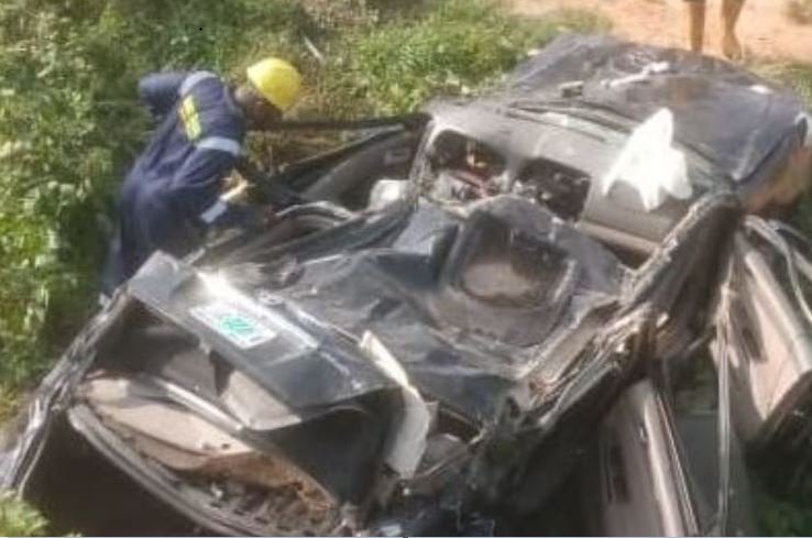Four dead as car, Keke Marwa collide LASEMA officials trying to rescue occupants of the car after a collision with a Keke Marwa in Epe, Lagos