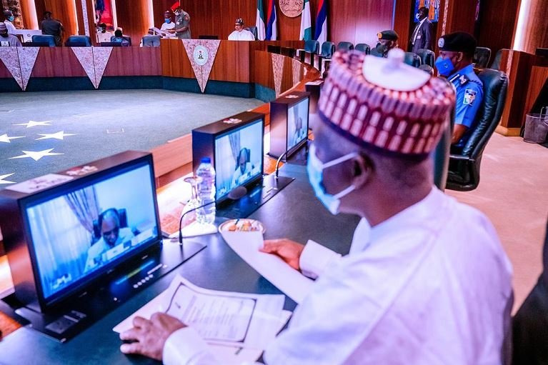 A virtual meeting with former Heads of State presided over by President Buhari at the Council Chambers in the State House, Abuja