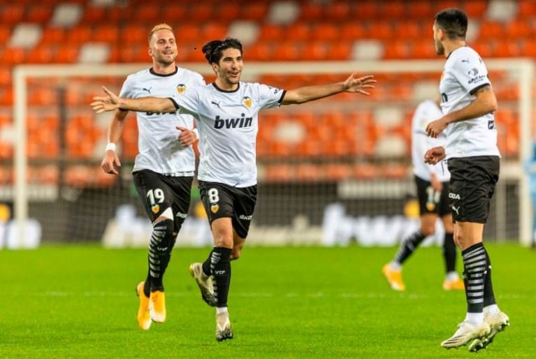 Carlos Soler grabbed a hat-trick of penalties