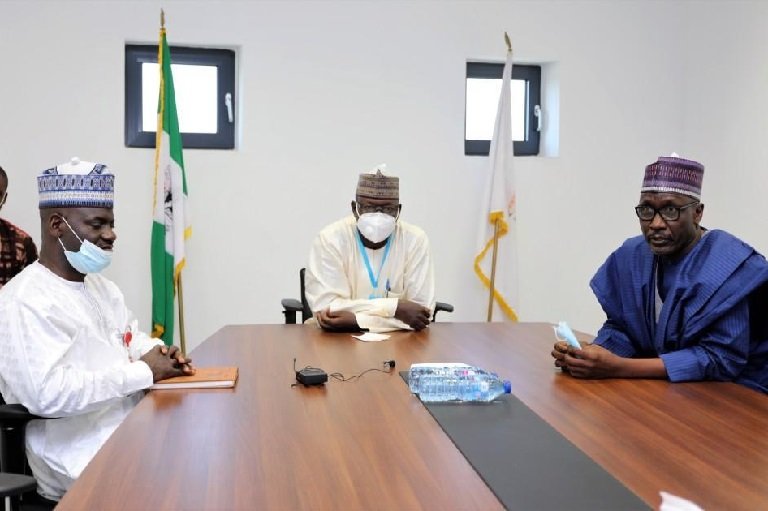 EFCC strikes an anti-corruption partnership with NNPC