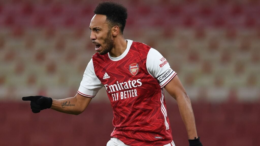 Pierre-Emerick Aubameyang celebrates his goal vs Southampton