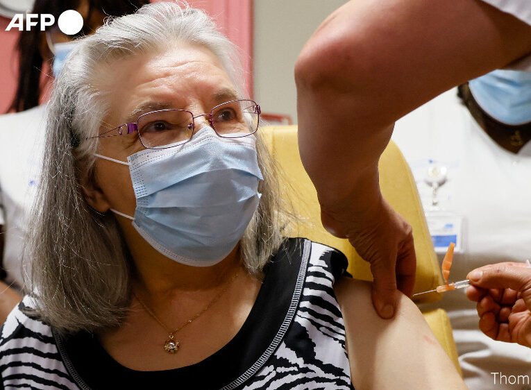 The number of people aged over 100 in Italy hit a record high last year, the national statistics office said on Friday, as the average age of the population grows at a faster pace than its European Union peers.