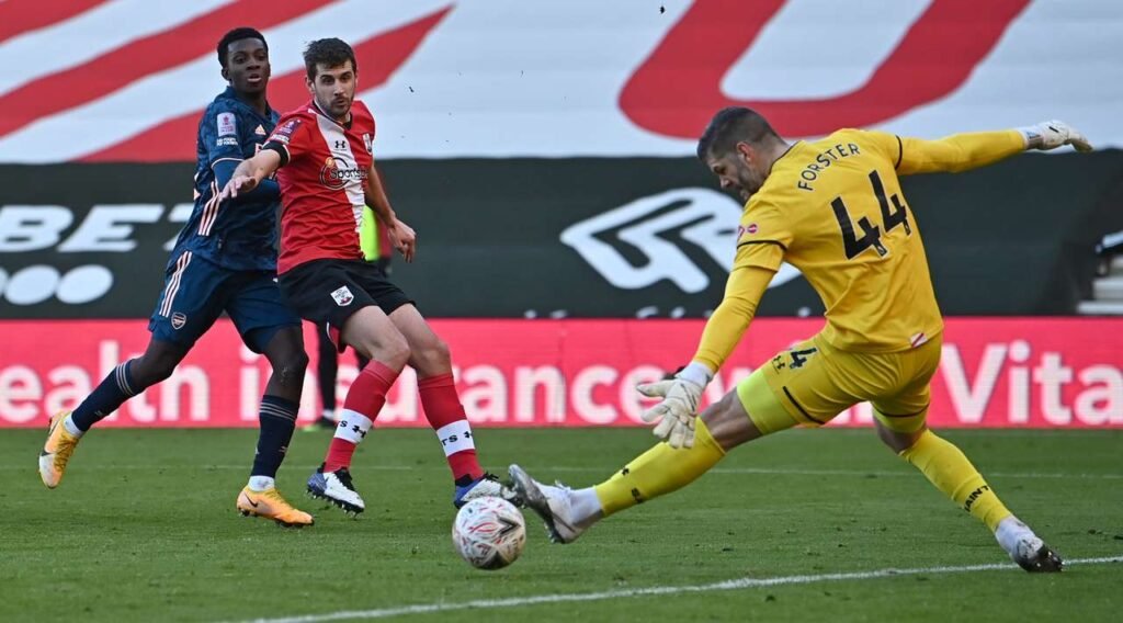 Southampton Forster save Arsenal's Nketiah effort