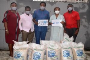L-R : Program Officer, Heart Of Ruth Foundation, Obiageli Odeiga; Assistant General Secretary, Orile Iganmu Progressive Association, Imolede Josiah; President, Orile Iganmu Progressive Association, Olabode Medale; Co-Founder Heart of Ruth Foundation, Soromidayo George and Financial Secretary, Orile Iganmu Progressive Association, Faniyi Beyioku at The Charitable Donations To The Orile Iganmu Progressive Association By Samsung & Heart Of Ruth Foundation on Sunday, April 18, 2021 in Lagos