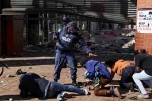 Police, anti-immigrant protesters clash in South Africa