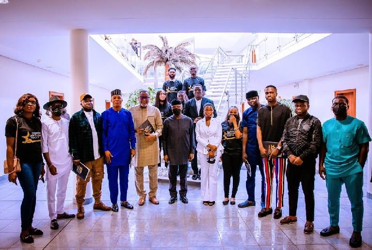 Vice President Yemi Osinbajo with some skit comedians including Taooma, Josh2funny, Woli Agba, Yemi Elesho