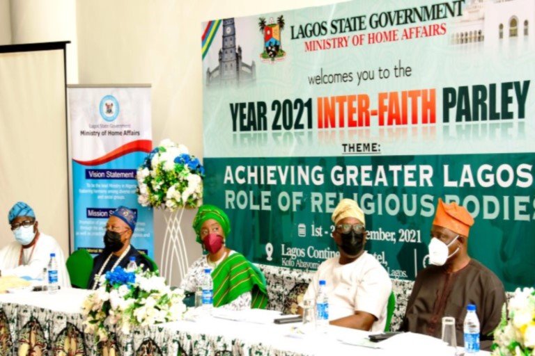Elejigbo of Lamgbasa, Oba Hafeez Badaru; Onisabe of Igbobi-Sabe, Oba Owolabi Adeniyi; Lagos State First Lady, Dr. Ibijoke Sanwo-Olu; Commissioner for Home Affairs, Hon Anofiu Elegushi; and Permanent Secretary in the Ministry, Mr Oluseyi Whenu, during Inter-faith parley organized for religious and community leaders by the state government, held at Intercontinental Hotel, Victoria Island, Lagos, on Friday December 3, 2021.