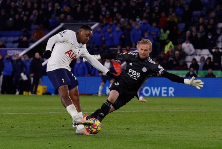 Bergwijn late double stun Leicester as Tottenham snatches victory Steven Bergwijn scored two goals in 79 seconds to give Tottenham an unbelievable win against Leicester at the King Power Stadium.1JPG