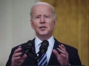 Biden passes the torch to Harris in convention farewell speech