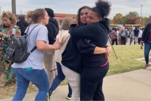 Gunman injures two students in California school shooting