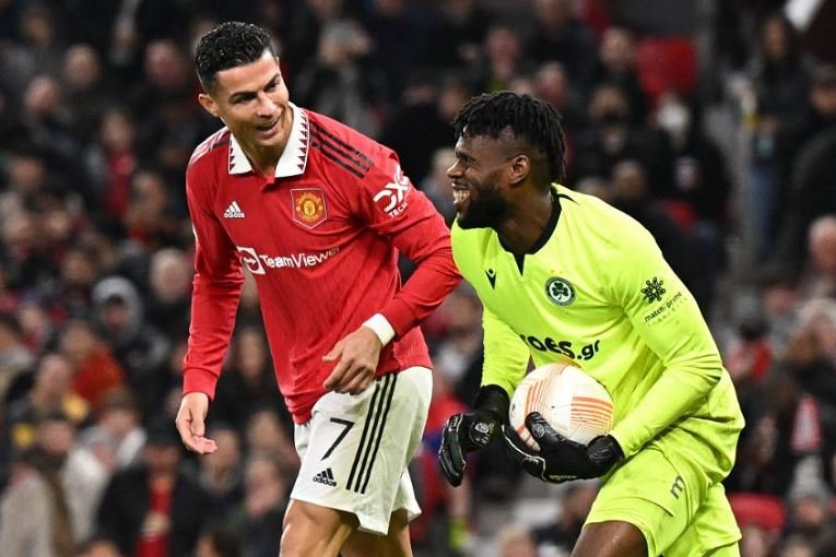 Uzoho shines as McTominay fires Man Utd past Omonia Omonia goalkeeper Francis Uzoho produced sublime saves to keep Manchester United out but even him could not stop a late Scott McTominay strike
