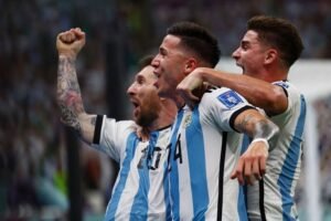 Messi scores as Argentina beat Cape Verde 3-2 in thrilling clash Messi Argentina's goal scorers Enzo Fernandez and Lionel Messi celebrate their second goal