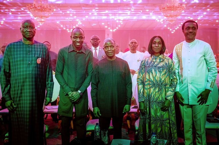 Vice President Yemi Osinbajo and his wife, Dolapo along with Secretary to the Government of the Federation, Mr. Boss Mustapha and Nathaniel Bassey at the Christmas Carol concert