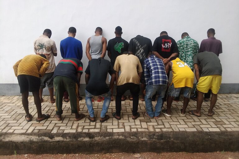 Suspected internet fraudsters in Enugu
