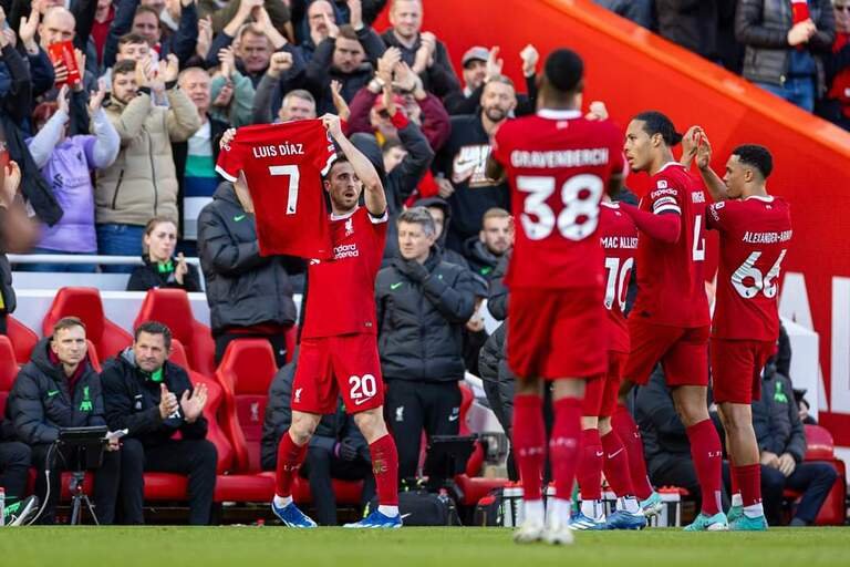 Liverpool's players showed their support for absent teammate Luis Diaz