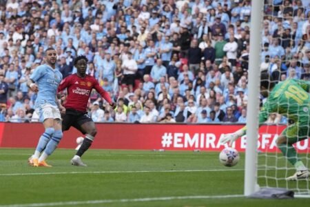 Man United stun Man City to win FA Cup Manchester United beat City to win the FA Cup final