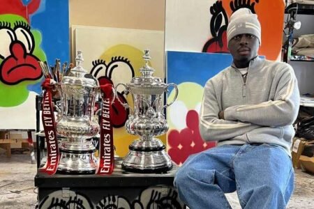 Nigerian skilled artist Olaolu Akeredolu-Ale creates 2024 Emirates FA Cup trophy Nigerian skilled artist Olaolu Akeredolu-Ale creates 2024 Emirates FA Cup trophy