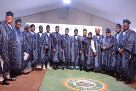 Governors of the 36 states of Nigeria hold emergency over minimum wage