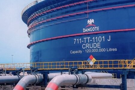 Dangote refinery slashes ex-depot petrol price to N825