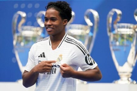 Endrick shed tears as Real Madrid unveil Brazilian forward Endrick shed tears as Real Madrid unveil Brazilian forward
