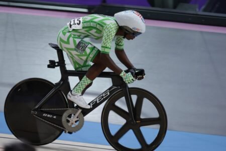 Paris 2024: Nigerian cyclist rescued by German team with loaned bike