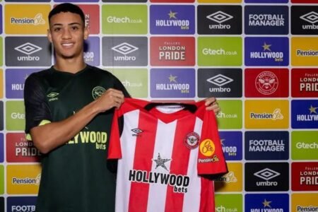 Brentford sign Gustavo Nunes in six-year deal for £10m Brentford signed 18-year-old Brazilian winger Gustavo Nunes