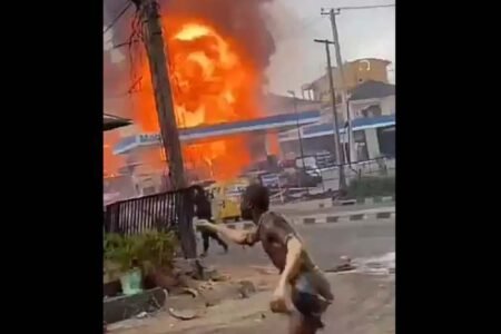 Chaos as mob set ablaze bike thief in Ogun