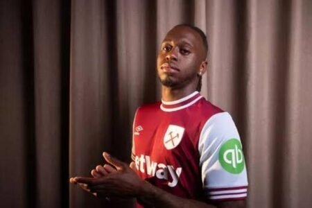 West Ham sign Man Utd defender Wan-Bissaka in 7-year-deal