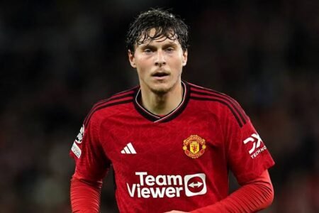 Lazio target Lindelof as transfer deadline approaches Lazio target Lindelof as transfer deadline approaches